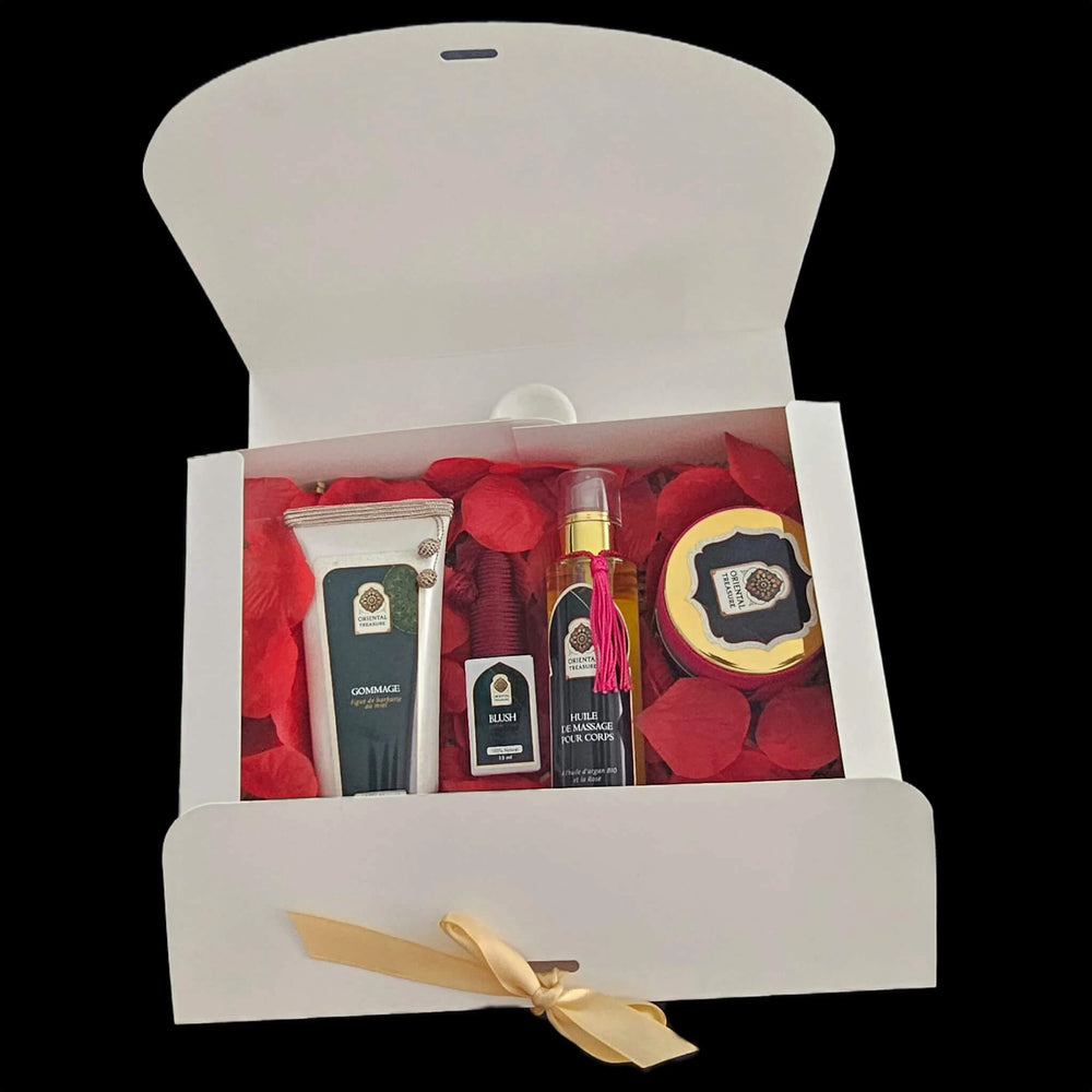 Coffret cadeau pour femme contenant : une huile de massage à l'argan et rose, un masque éclat, un blush rouge, un gommage à la figue de barbarie et miel
